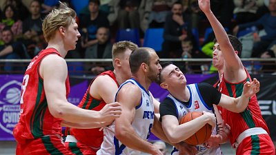 Баскетбольный клуб «Металлург» прервал серию из 8 поражений подряд в Суперлиге