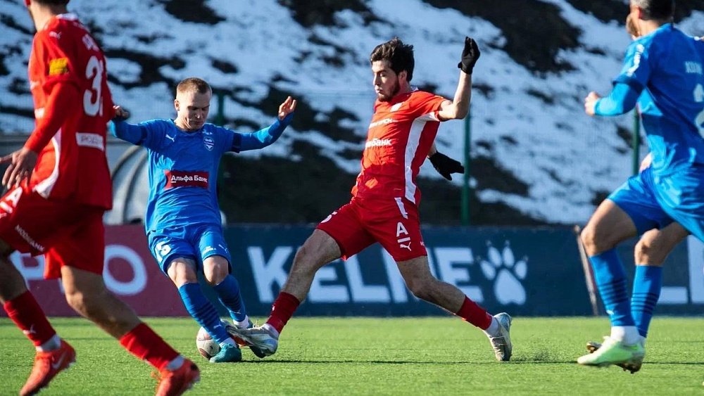 Футбольный клуб «Челябинск» вырвал победу у «Машука‑КМВ» в первом матче сезона