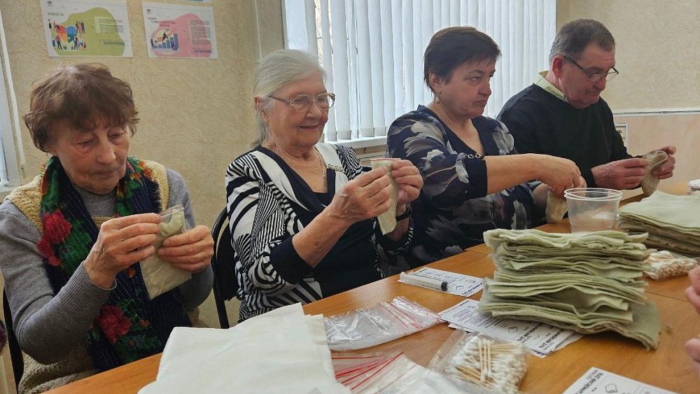 Центры общения старшего поколения открыли в Кусе и Еманжелинске