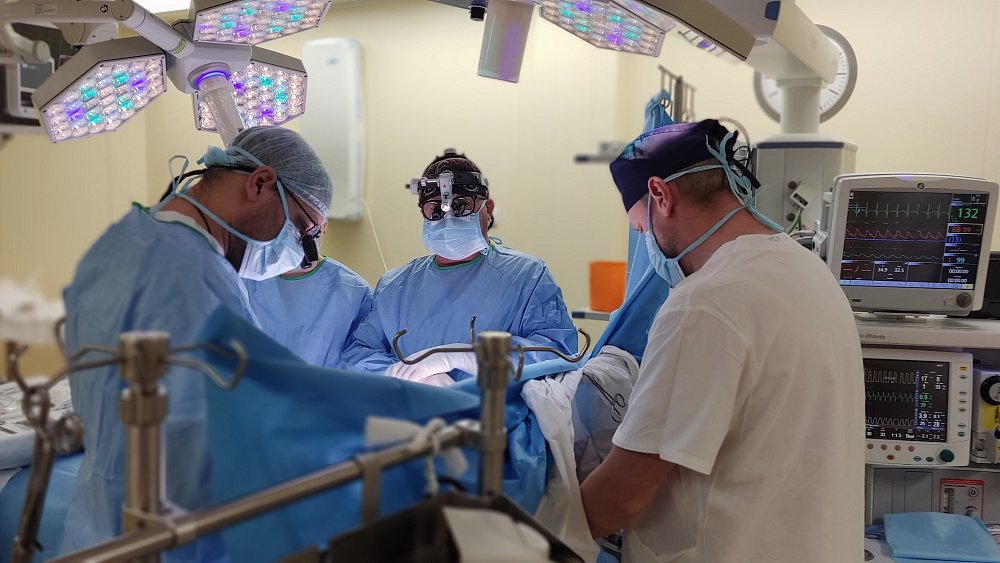 В челябинском кардиоцентре прооперировали двух детей из Херсонской области