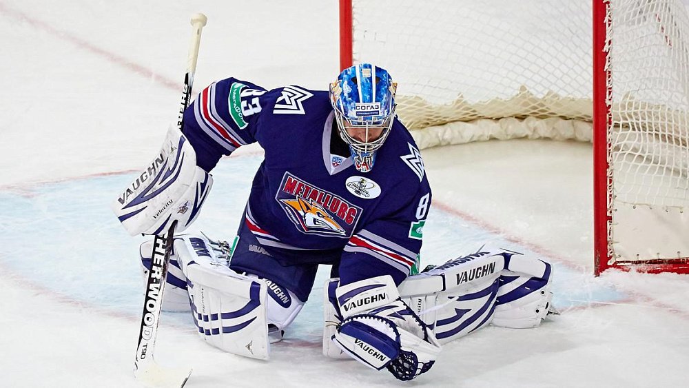 «Металлург» обыграл «Ладу» в домашнем матче КХЛ