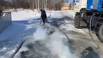 Поселок под Миассом сковало льдом