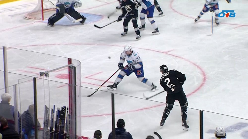 «Трактор» на домашнем льду обыграл «Барыс»