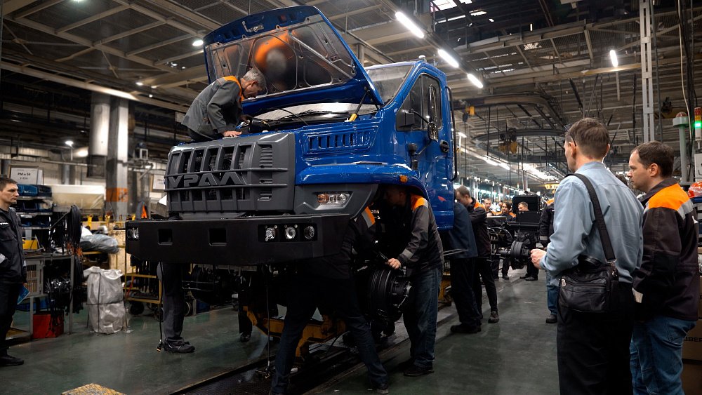 Миасский автозавод выпустил опытный образец нового грузовика