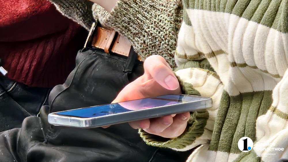 Дети в интернете: большинство родителей хотели бы оградить их от негатива