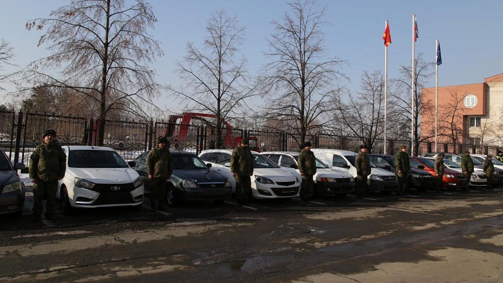 В Челябинске автомобили преступников передали для нужд СВО