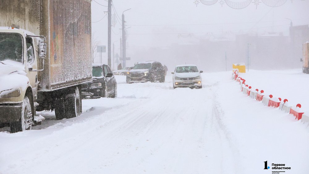 Водителей просят воздержаться от дальних поездок из‑за метелей в Челябинской области