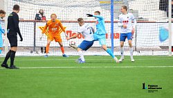 ФК «Челябинск» сыграл с «Ленинградцем»