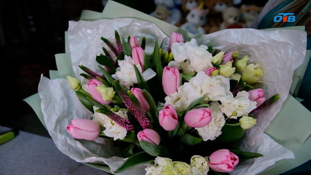 Мартовские тюльпаны из Китая: цветы для весны и праздника