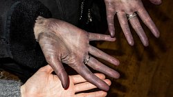 «Андеграунд жив!»: в Челябинске на день открыли выставку современной фотографии