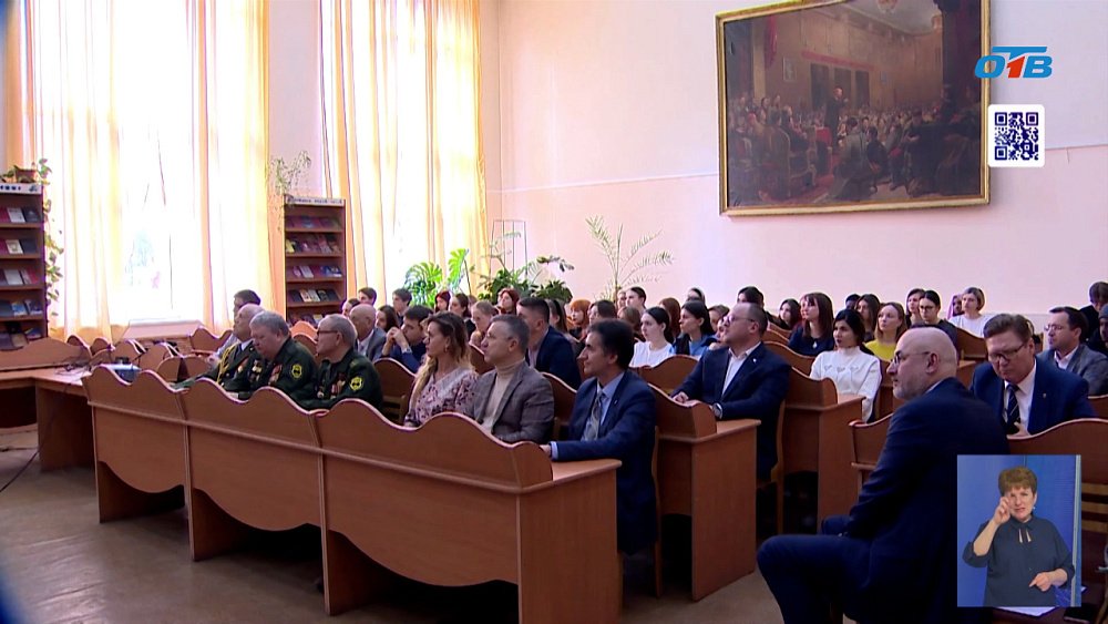 В Челябинск впервые привезли картины современных кубинских художников