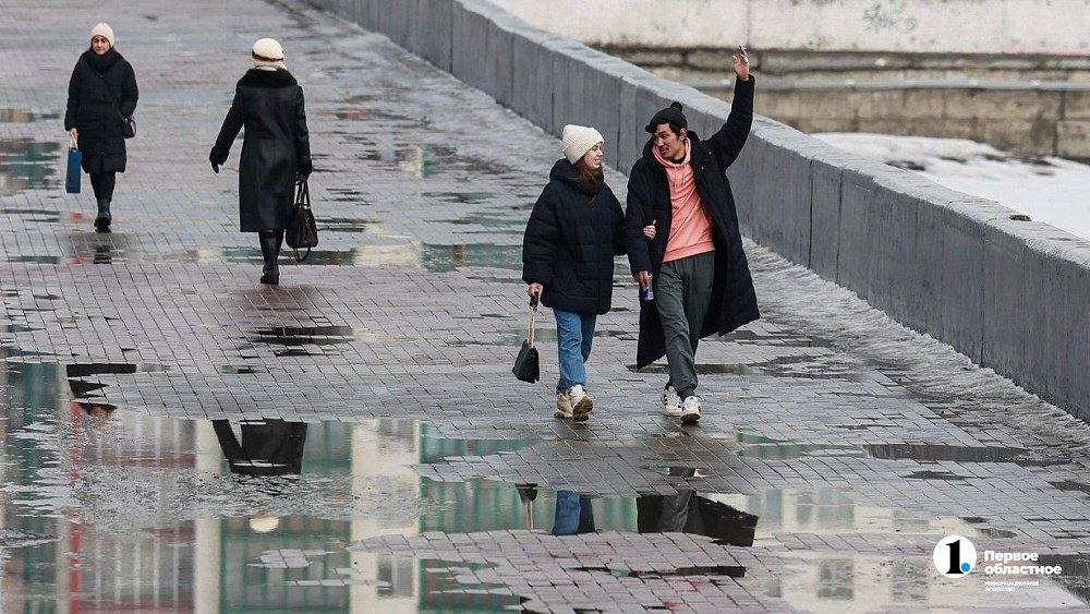 Пора зонтиков возвращается: в Челябинске прошел первый весенний дождь