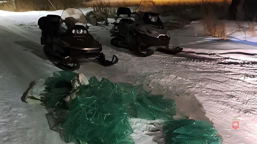 Спецоперация по спасению раков от браконьеров развернулась на озере Смолино в Челябинске