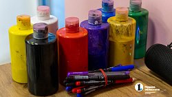 «Снеговики-добряки» привезли подарки в детское отделение челябинского психдиспансера