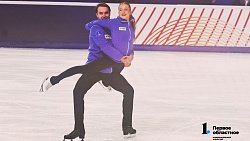 В Челябинске ярко стартовал Кубок Первого канала по фигурному катанию