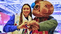 В Челябинске ярко стартовал Кубок Первого канала по фигурному катанию