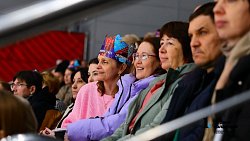 Фигуристы и болельщики отмечают высокий уровень организации Кубка Первого канала в Челябинске