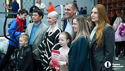 Титулованные спортсмены поддержали легкоатлетов на Кубке юных чемпионов в Челябинске