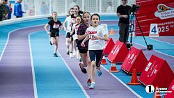 Титулованные спортсмены поддержали легкоатлетов на Кубке юных чемпионов в Челябинске