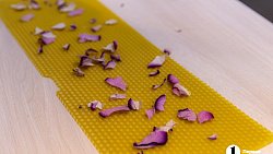 Аромасвечи и дыхательная гимнастика: семьи южноуральских бойцов СВО учат справляться со стрессом через творчество