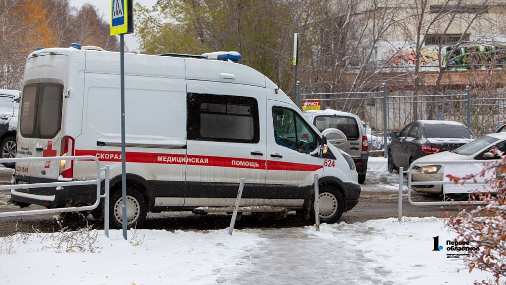 В Магнитогорске мужчина напал на бригаду скорой помощи