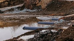 В Коркино к пропуску паводковых вод готовят дамбу на реке Чумляк