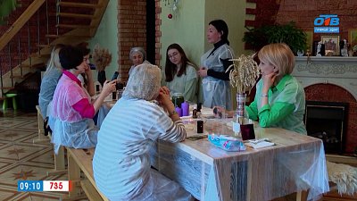 Увлечение фитокосметикой в сюжете «Мастер-класс по созданию кремов»