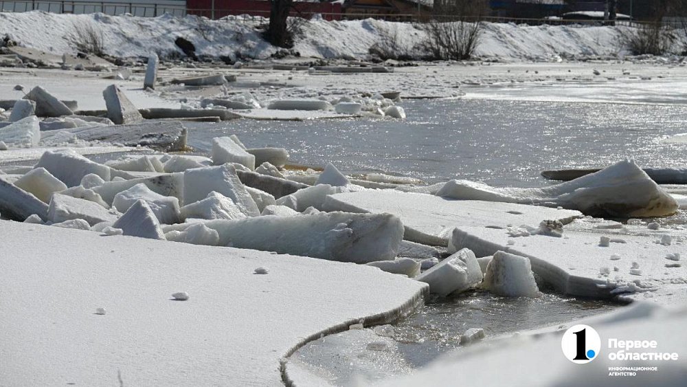Подтопленные дома и люди в рыбацких сапогах: что происходит в Аше
