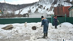 Подтопленные дома и люди в рыбацких сапогах: что происходит в Аше