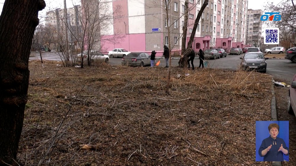 Весеннее пробуждение Челябинска: город выходит на уборку
