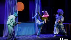 Тюменский театр кукол учит челябинцев не бояться монстра под кроватью