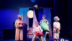 Тюменский театр кукол учит челябинцев не бояться монстра под кроватью