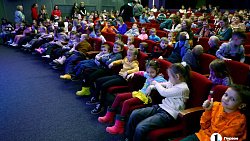 Тюменский театр кукол учит челябинцев не бояться монстра под кроватью