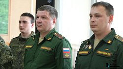 Алексей Текслер вручил награды военнослужащим 90‑й танковой дивизии
