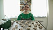 Южноуральские просфорницы испекли 250 жаворонков
