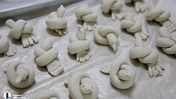 Южноуральские просфорницы испекли 250 жаворонков