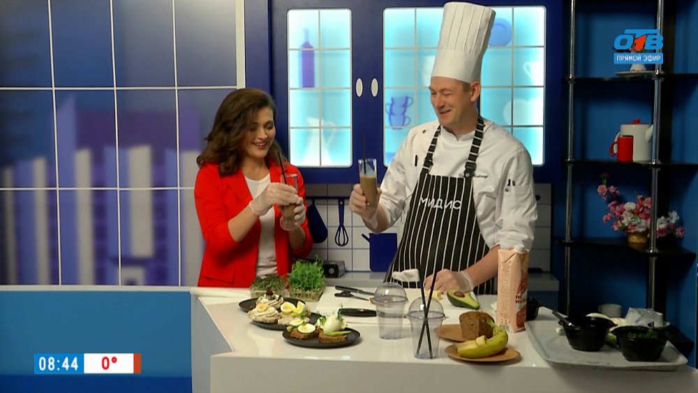 Готовим брускетты и смузи из шпината — Гость в студии