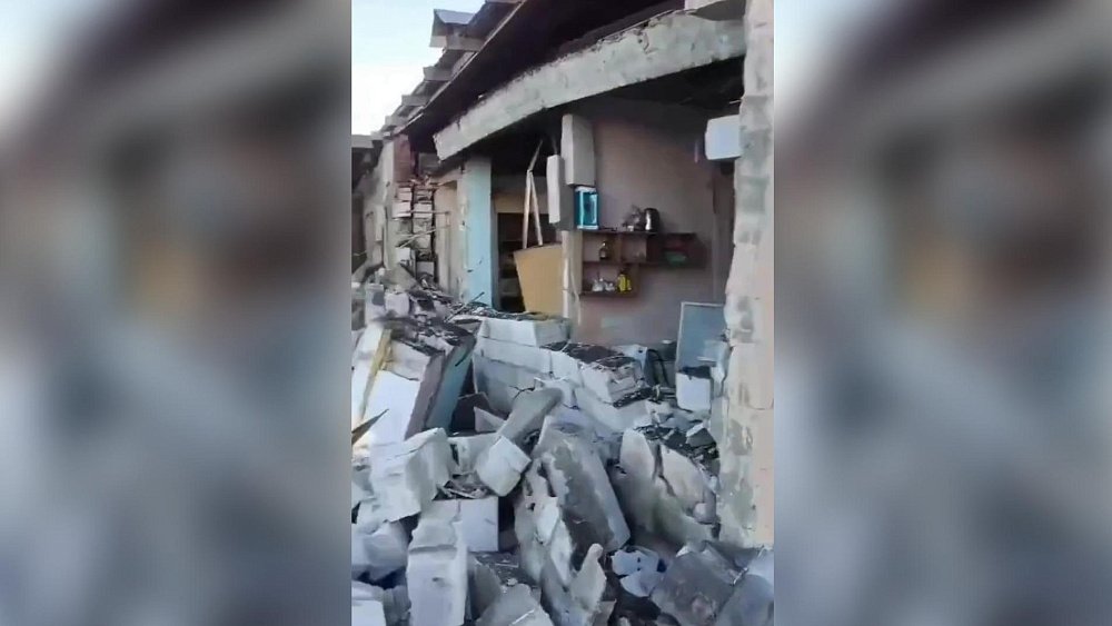 Взрыв газовоздушной смеси разрушил магазин в поселке под Челябинском