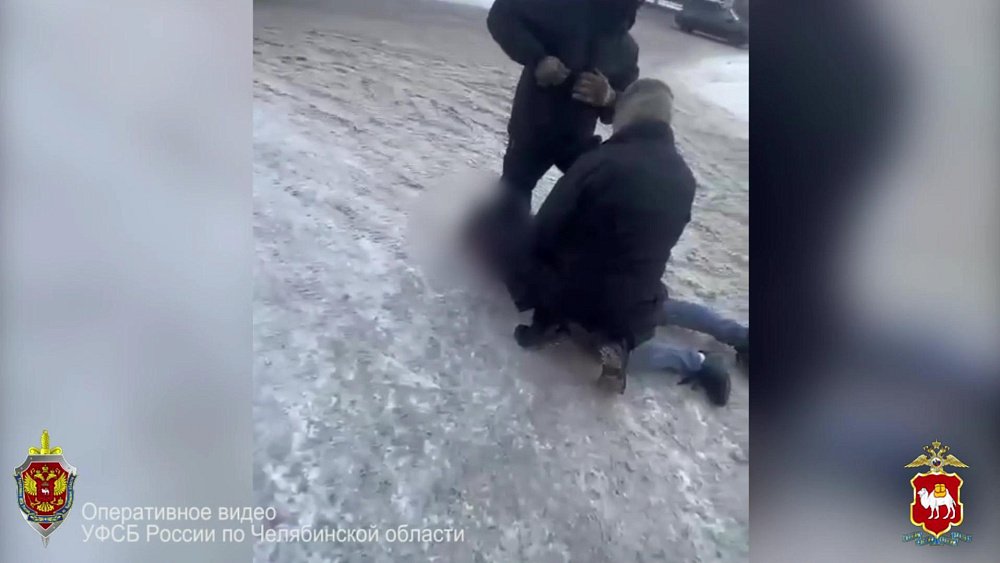 Жительницу Челябинска осудили за сбыт огнестрельного оружия