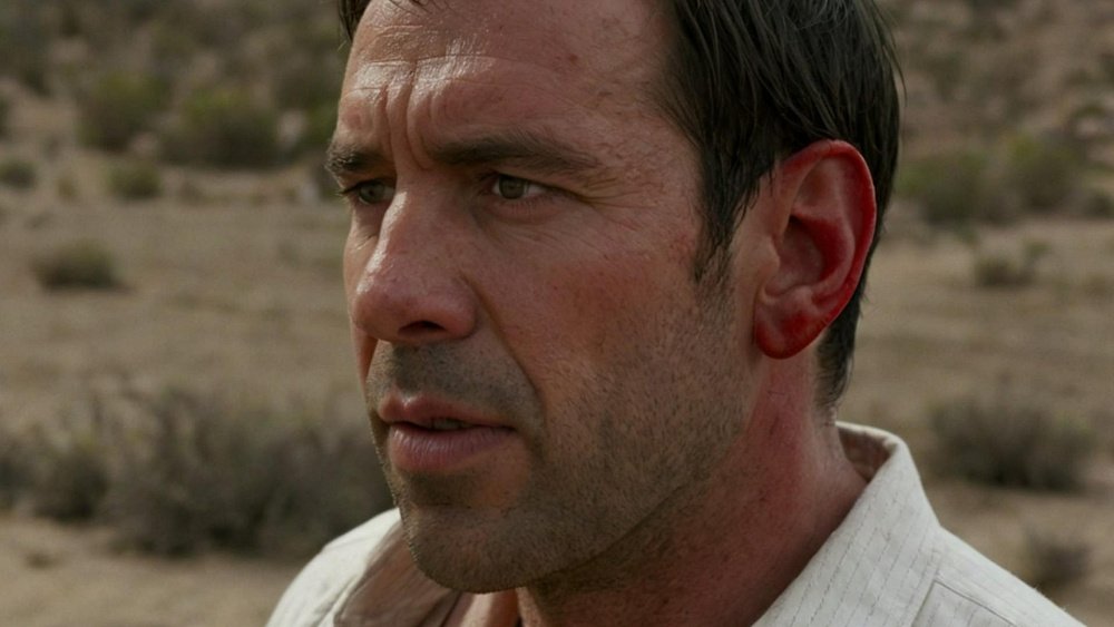 Из-за чего могут гореть уши