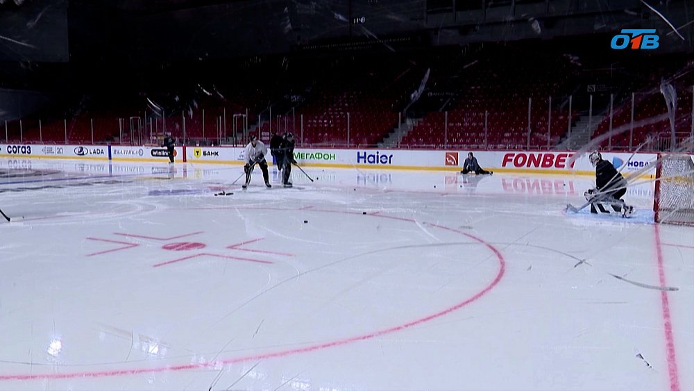 «Трактор» нацелен на плей-офф с «Адмиралом»