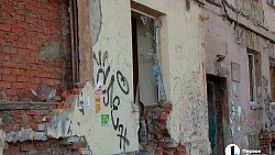 Когда-то здесь жили люди: что скрывает заброшка на Свердловском проспекте в Челябинске