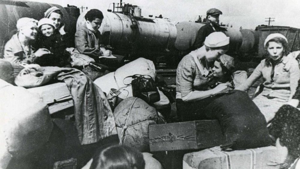 В июле 1942-го Челябинск встретил эвакуированных снежной метелью