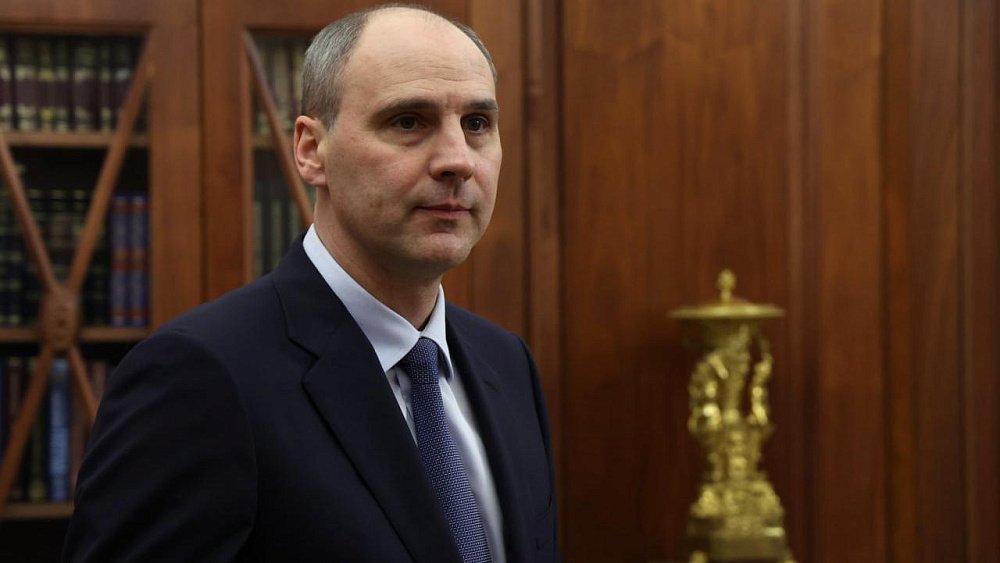 Владимир Путин назначил врио губернатора Свердловской области Дениса Паслера