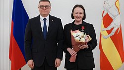 Южноуральцам вручены государственные и областные награды