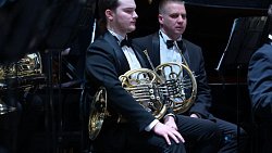 Сергей Маковецкий прочитал повесть «Метель» на сцене Челябинской филармонии