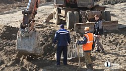 В Челябинске начали делать временный переезд для ремонта моста на ЧМЗ