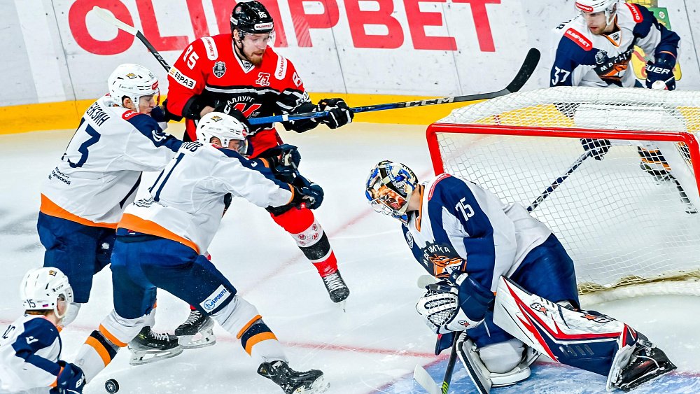 Хоккеисты «Магнитки» проиграли «Металлургу» в пятом матче плей‑офф ВХЛ