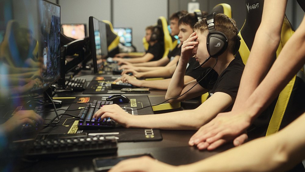 Студентов ЮУрГУ пригласили на финал Национальной лиги по киберспорту