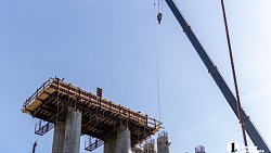 На самой крупной эстакаде в Челябинской области надвинули пролеты